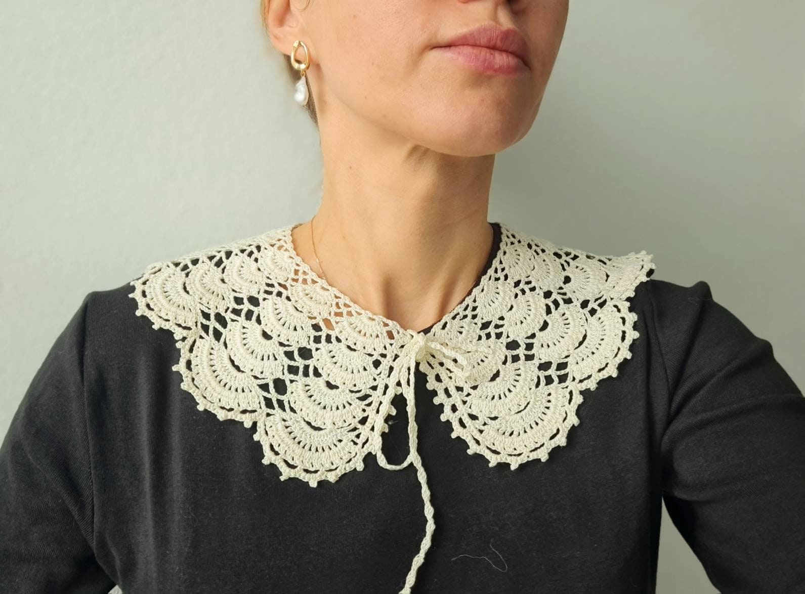 Handmade Crochet Collar: White Cotton Lace, Victorian Style