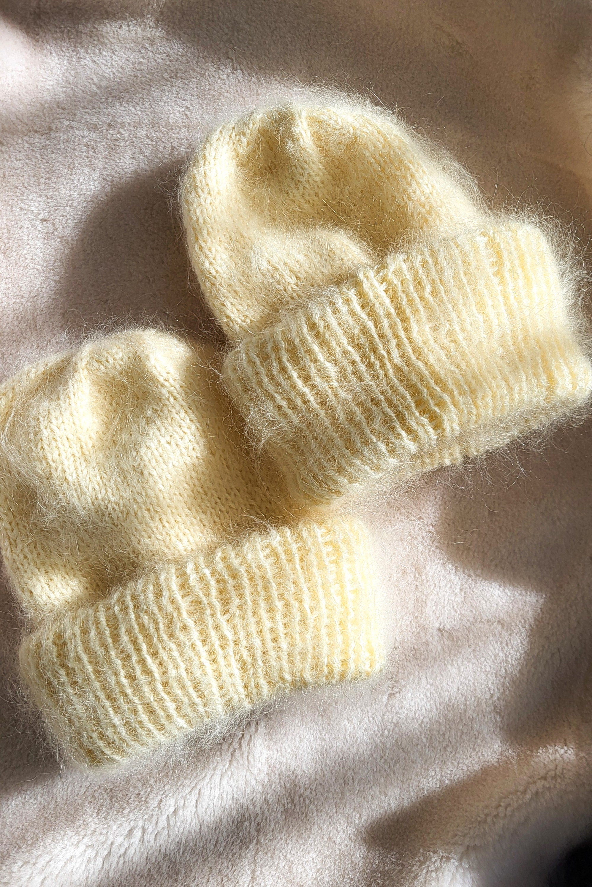 Chunky Mohair Knit Beanie: Fluffy Winter Hat