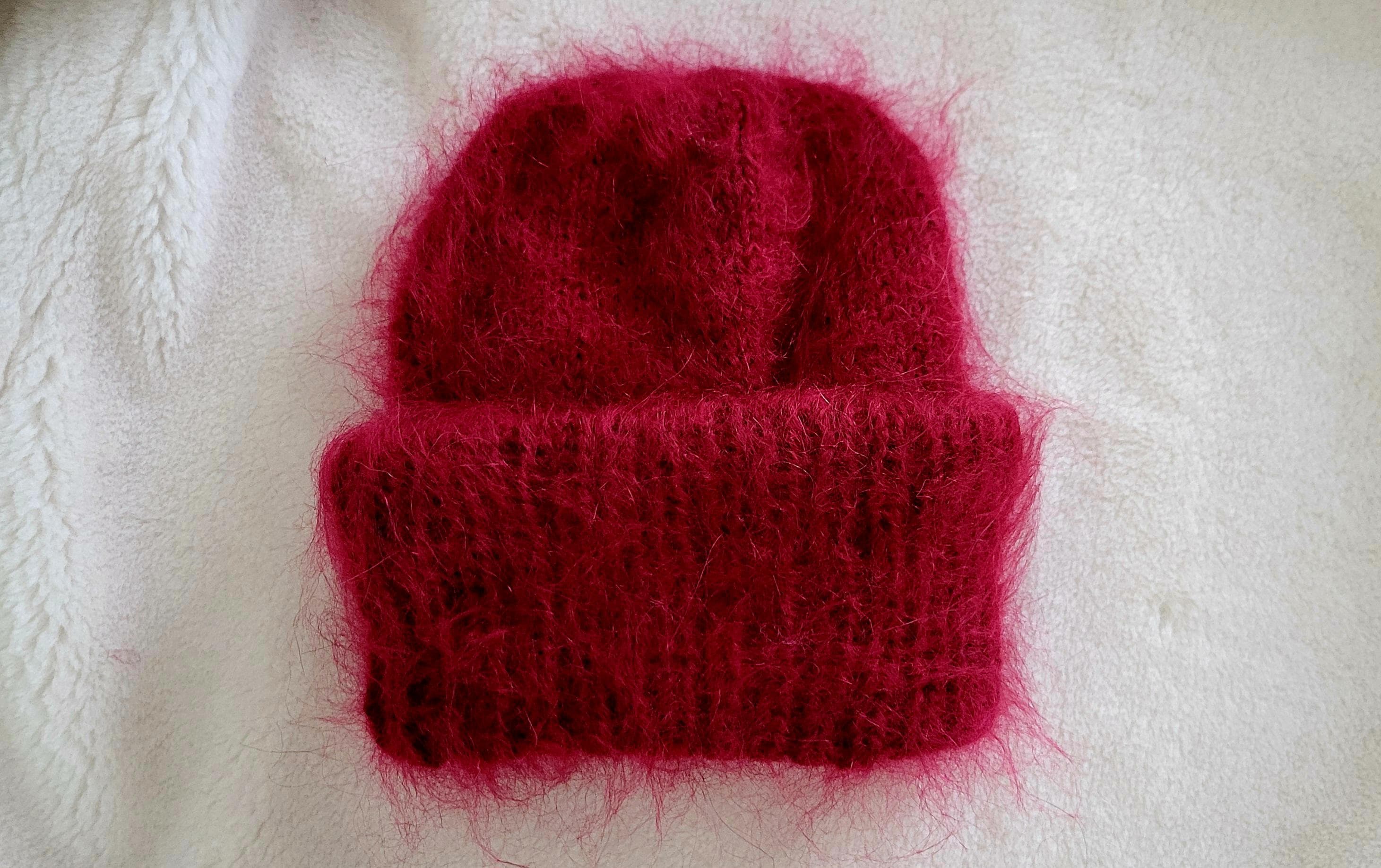 Chunky Mohair Knit Beanie: Fluffy Unisex Winter Hat.Mohair mittens.