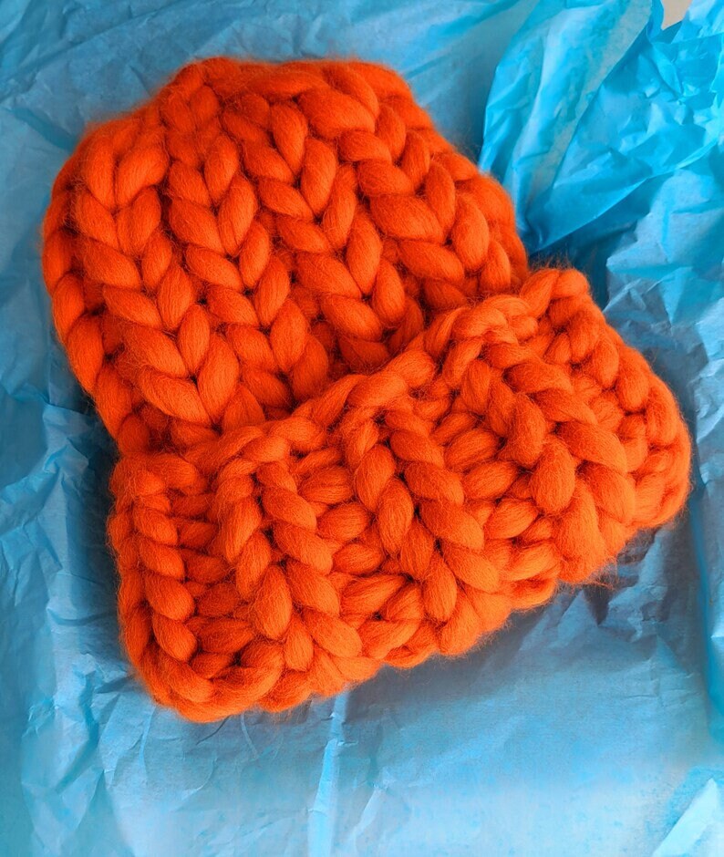 Chunky Knit Merino Wool Beanie: Unisex Winter Hat